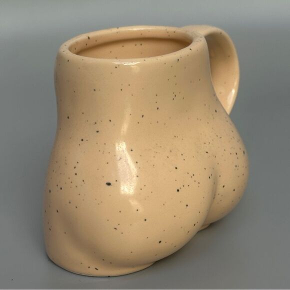 Urban Outfitters Female Form Sculpture Art Speckled Beige 12 oz Coffee Mug - Picture 6 of 12